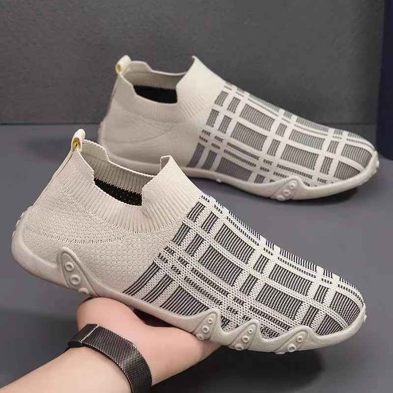 Men's Summer Slip-On Breathable Mesh Sneakers - Image 3